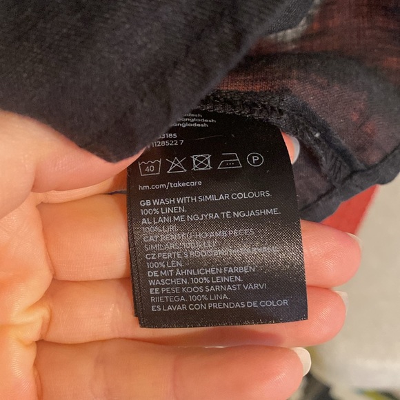 H&M Black linen cropped Button-Up Shirt - Picture 8 of 8